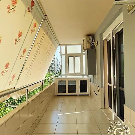 Gremi Residences By The Sea *