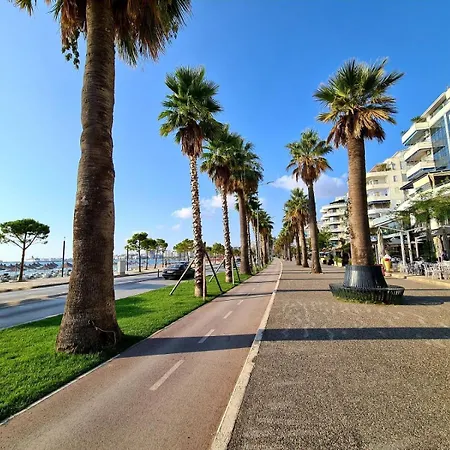 아파트 Gremi Residences By The Sea