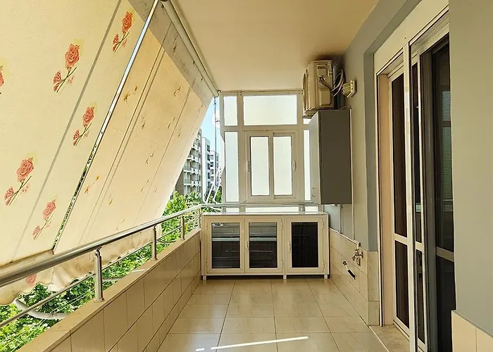Gremi Residences By The Sea *